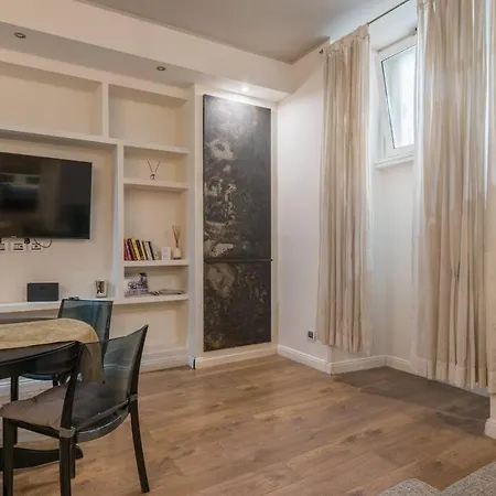 Apartman La Luna Nel Pozzo A Róma